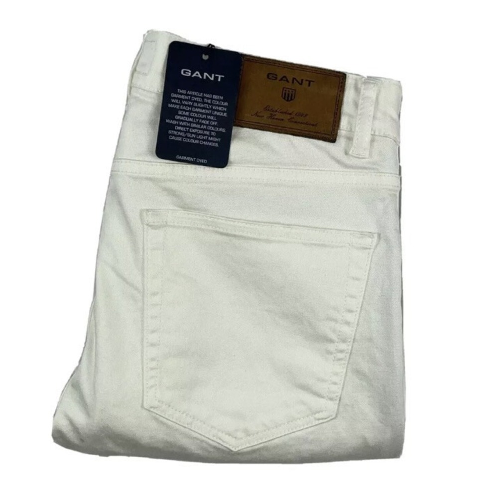 GANT Chip Preppy Jeans Mens 30x32 White Low Waist Narrow Fit Tapered Leg NWT